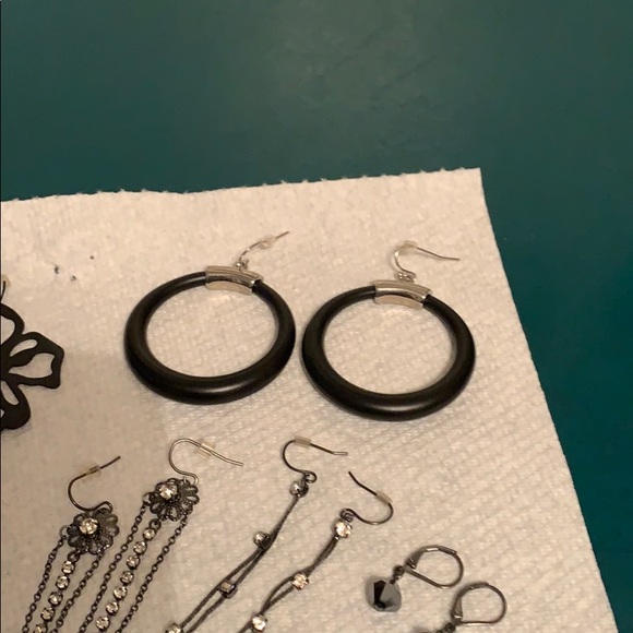 Jewelry - Picture 8 of 8